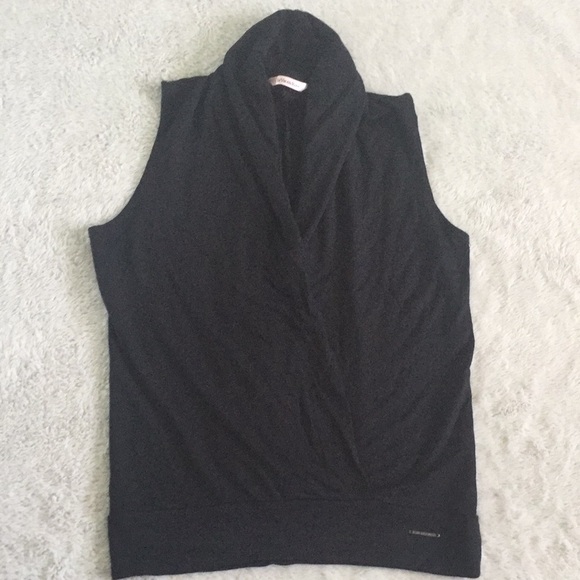 Tops 8 piece in bundle EUC - Picture 6 of 9